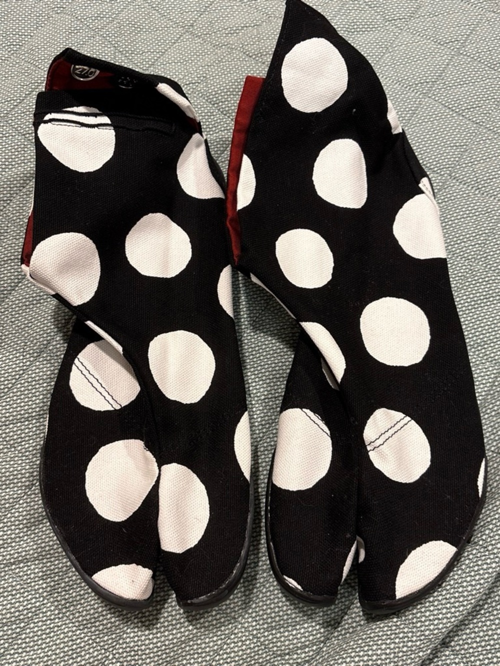 Men's Black and White Polka Dot Tabis